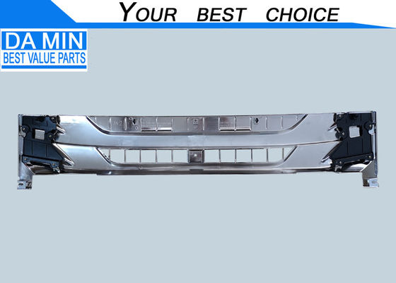 Χρωματισμένη σχάρα 8982410711 Face Lift Bright Radiator Grille για το μοντέλο Isuzu NPR NQR εσωτερική πλευρά με κάλυμμα